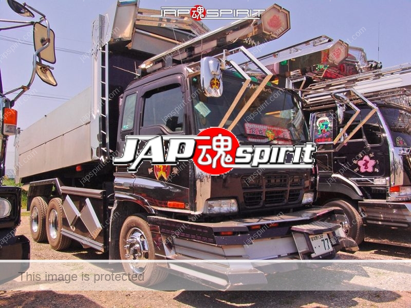 ISUZU GIga, Dump truck, Art truck style, team "Kantou Migumi" (2)
