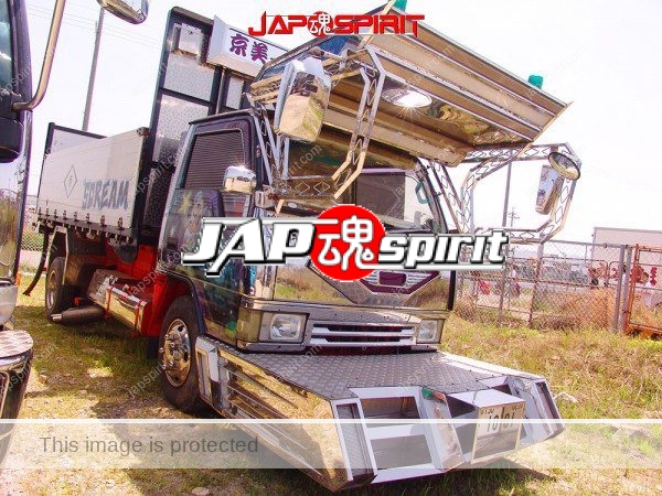 MITSUBISHI FUSO, Canter Flat body tyepe art truck, Micky mouse air brush paint on the door (2)