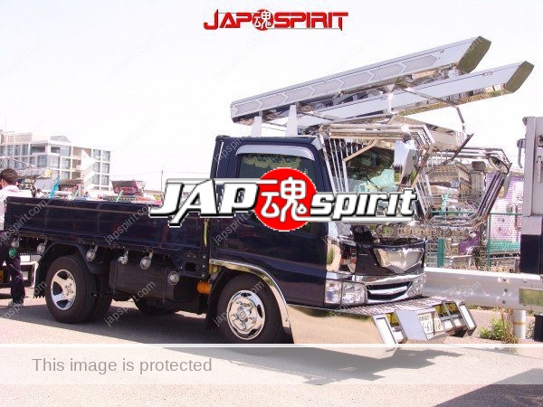 Mazda Titan, Art truck style, with peaceful Rocket lancher style decoration (2)