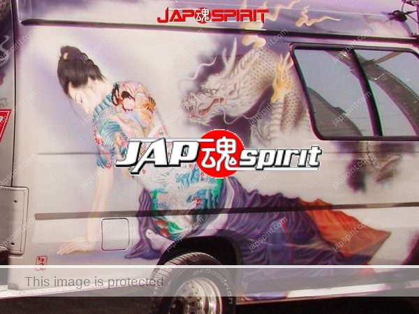 NISSAN Caravan 3rd, art truck custom with air brush paint of Yakuza wife tatoo on her back (2)