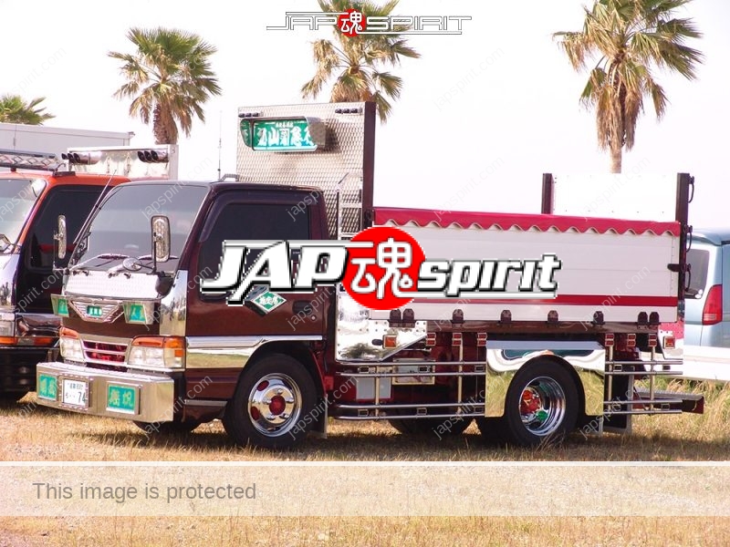 ISUZU Elf, flat body, art truck style, team "Maruyama kyukou" (2)