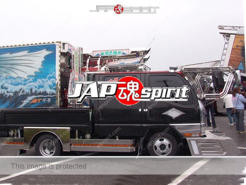 MITSUBISHI FUSO Canter, art truck, dubble cab, wide visor and big bumper (2)