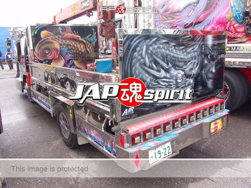 ISUZU Elf, Art truck style, carp & dragon air brush paint on the back by "Air brush Hirayama" (4)