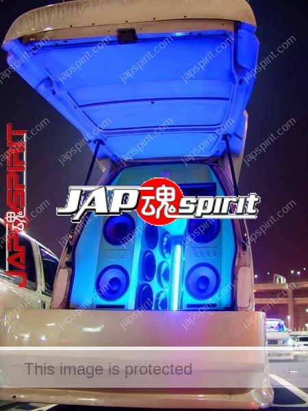 TOYOTA HIACE H100, Vanning style Sotomuki sound car, blue lighting white color (4)