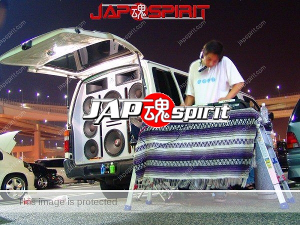 TOYOTA HIACE x100, Sotomuki style sound car, Very good big speaker with DJ (4)