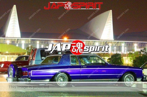Chevrolet Caprice Coupe Lowrider, Metalic blue color at night Minatomirai