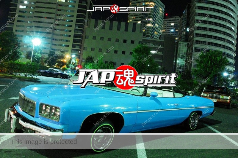 Chevrolet Caprice 2nd Classic convertible light blue at Minatomirai (2)