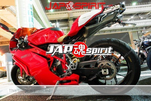 Ducati 749, super sports, Red at Daikoku parking (1)
