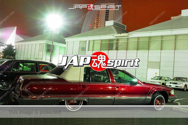 Cadillac de Ville series lowrider bronw color at Minatomirai Parking team Empire (2)