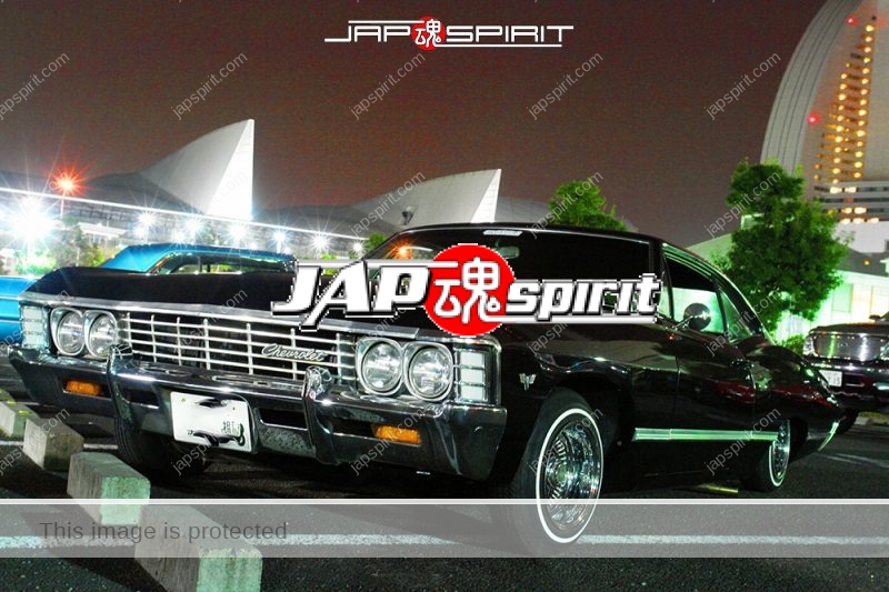 CHEVROLET Impala 4th lowrider style black color at Minatomirai street (1)