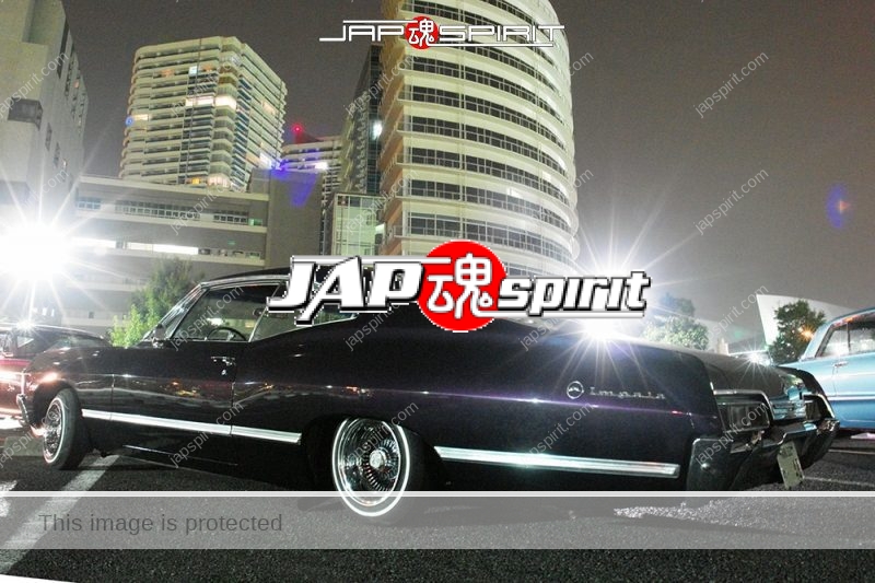 CHEVROLET Impala 4th lowrider style black color at Minatomirai street (2)
