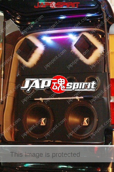 HONDA Stepwgn, Sotomuki sound car style, buit in two big & small for speakers. (1)