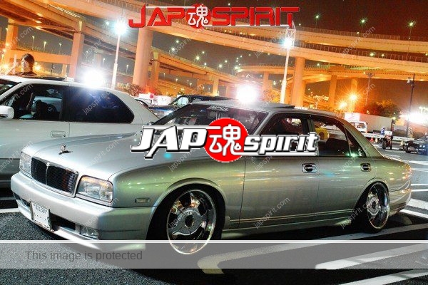 NISSAN CIMA, VIP style, negative camber, silver body, plating wheel (2)