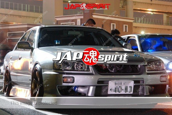 NISSAN Skyline R34, 4 door, Hashiriya style, bared engine and inter cooler and bonnet pin is sporty (3)