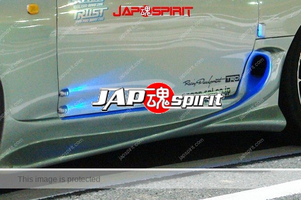 TOYOTA SUPRA　JZA80 Spokon style, Veilside aero parts attached, blue lighting, silver color (2)