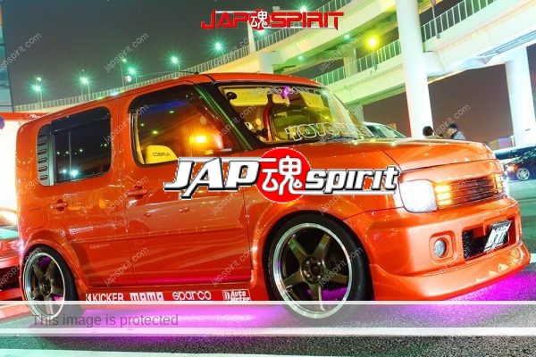 Nissan Cube 2nd Z11, dress up style, orange color and purple under lighting
