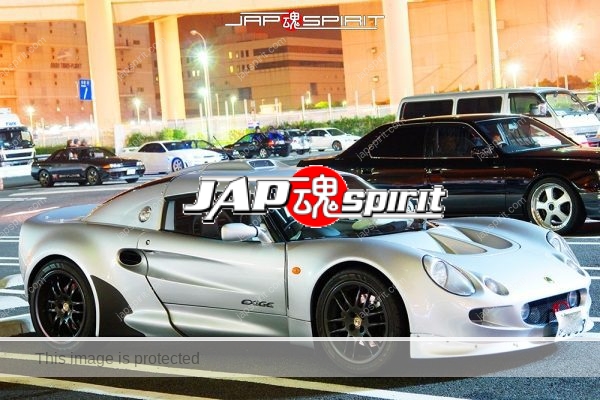 Lotus Exige, super car, silver color at Daikoku parking (1)