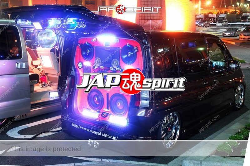 HONDA Mobilio Sotomuki style special built in speaker with special lighting (3)