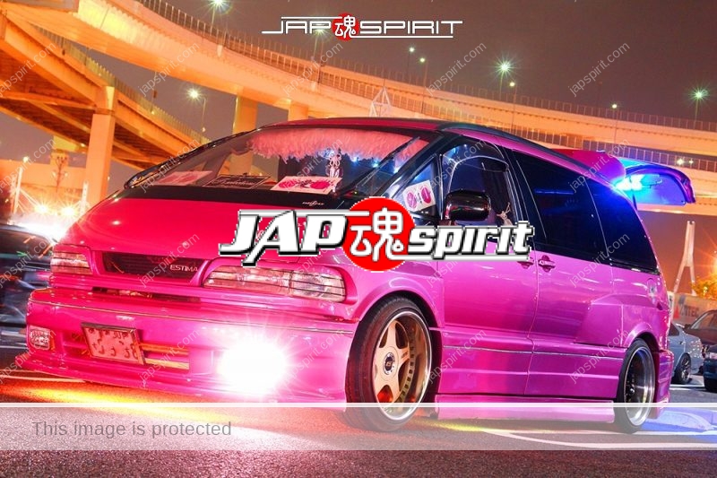 TOYOTA Estima sotomuki sound car, pink color and 7 built in speaker with 1 LCD, blue lighting (3)