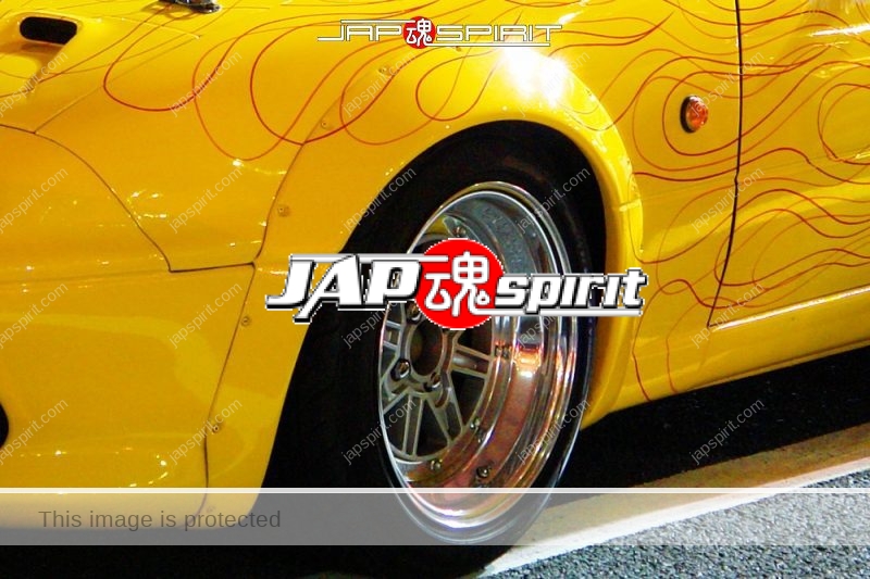 MAZDA Roadster (MX-5), yellow with red pinstripe fire pattern, over fender by R.Saizawa (2)