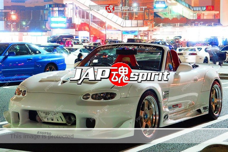 MAZDA RX7 FD convertible GT spec special fender white body at Daikoku PA (3)