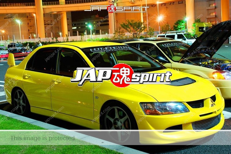 MITSUBISHI LANCER Evolution 8th Spokon style team Hot Factory, yellow body (2)