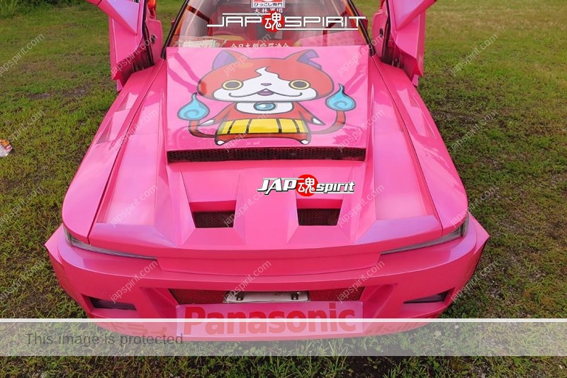 The most insane pink TOYOTA Soara, dress up style GUNDAM custom team "Shining flash" (6)