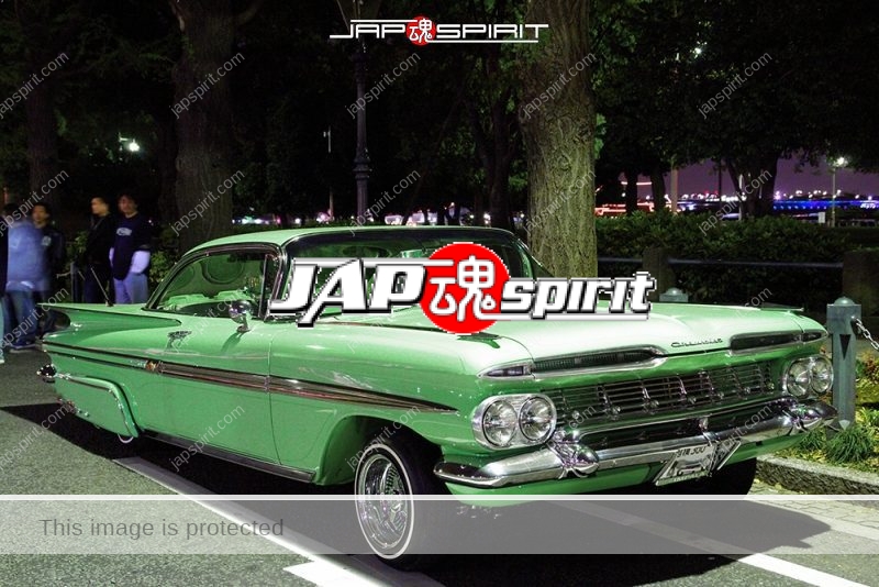 Chevrolet Impala 2nd Sport Coupe 1959 lowrider at Minatomirai Yamashita park 3