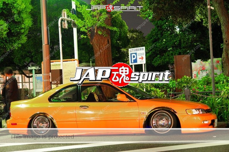 HONDA Accord 5th coupe USDM style wire wheel orange color at Minatomirai