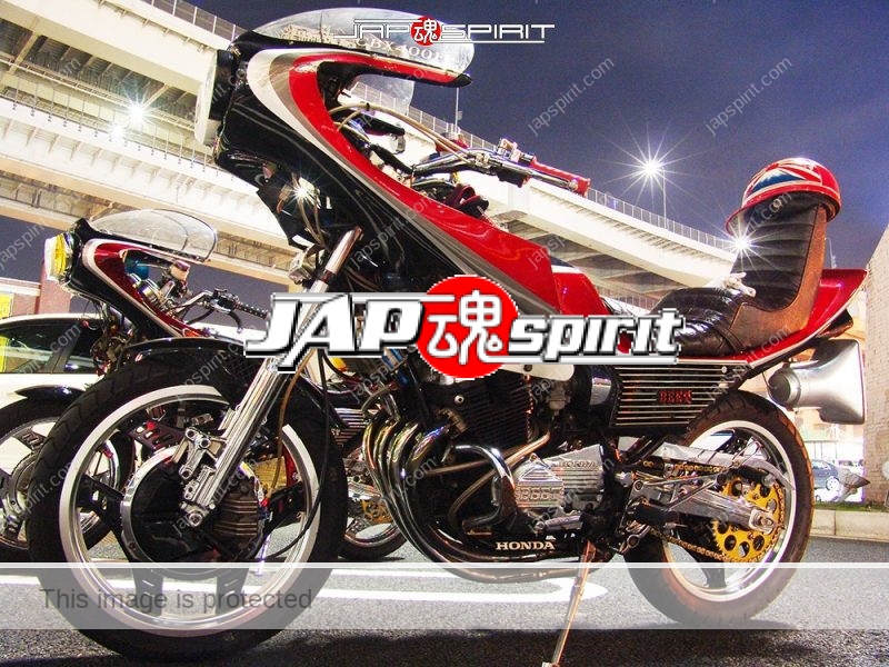 HONDA-CBX400F-Kyushakai-Rocket-cowl-black-silver-white-red-color-01