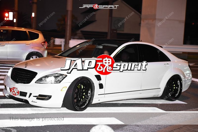 Stancenation 2016 Benz W221 VIP style white color at Odaiba