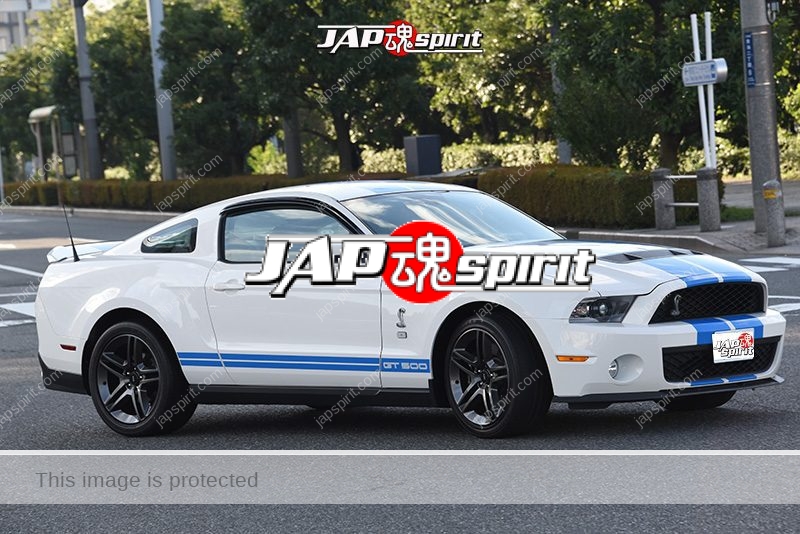 Stancenation-2016-Mustang-GT500-white-body-black-wheel-blue-line-01