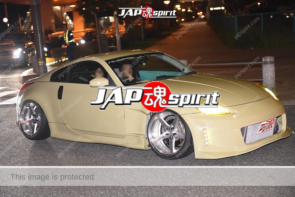 Stancenation 2016 Nissan Fairlady Z 33 blister fender khaki body hellaflush at odaiba