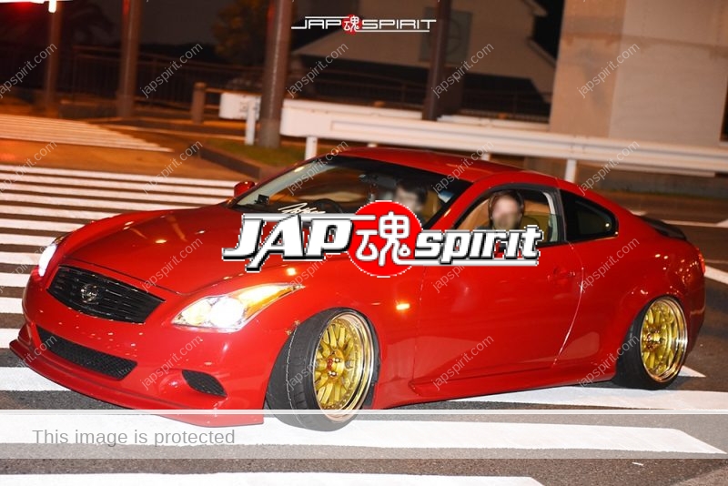 Stancenation 2016 Nissan Skyline V36 hellaflush red body gold wheel at odaiba