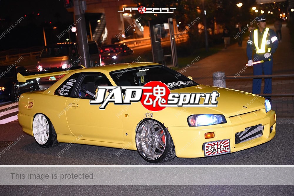 Stancenation 2016 Nissan skyline R34 hellaflush yellow body white wheel at odaiba