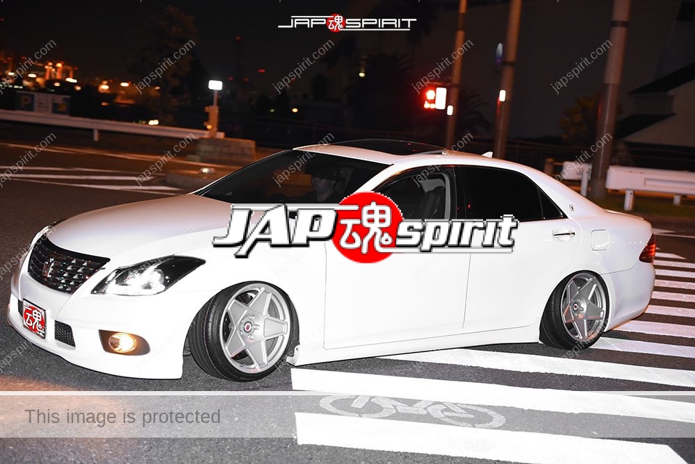 Stancenation 2016 Toyota Crown S18 VIP hellaflush style white at odaiba