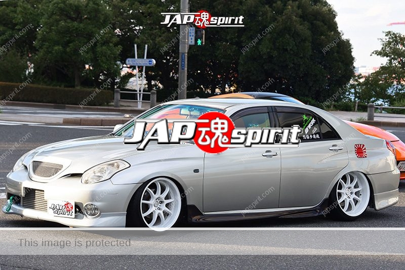 Stancenation 2016 Toyota VEROSSA hellaflush drift car tsurauchi silver body white wheel