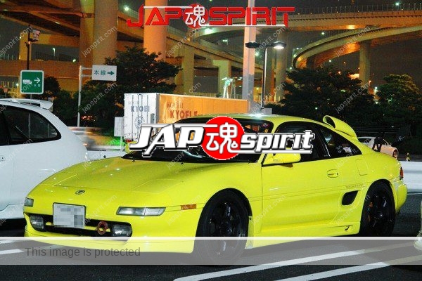TOYOTA MR2 2nd SW20, side air duct is attached, yellow color (2)