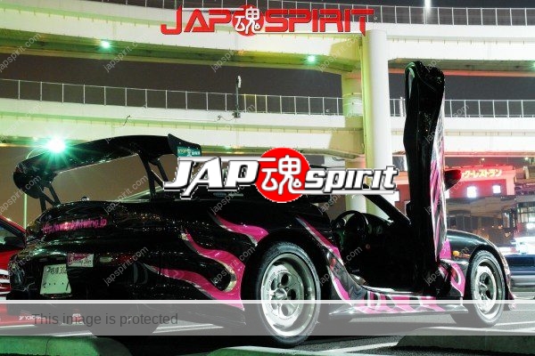 MAZDA RX7 FD, black color and pink fire pattern and skelton picture (1)
