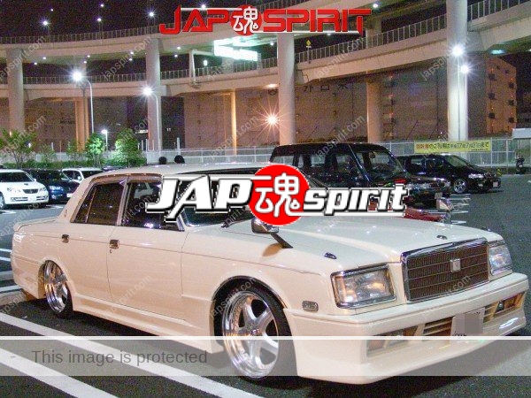 TOYOTA Century 1st VG, VIP style royal white color and silver wheel (2)