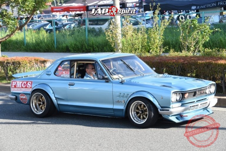 Stancenation 2016 Nissan Skyline GTR KPGC10 over fender hashiriya ...